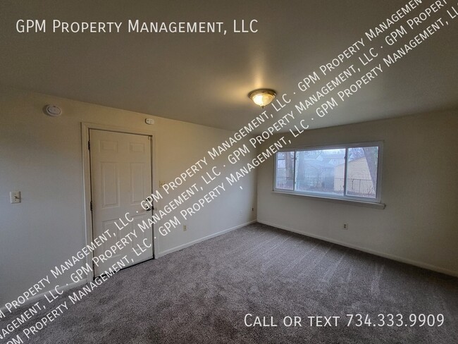 Building Photo - 32009 Ottawa St