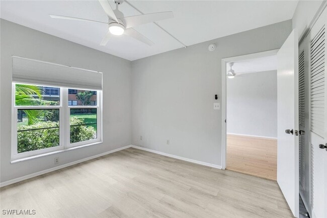 Building Photo - 35 Greenbrier St