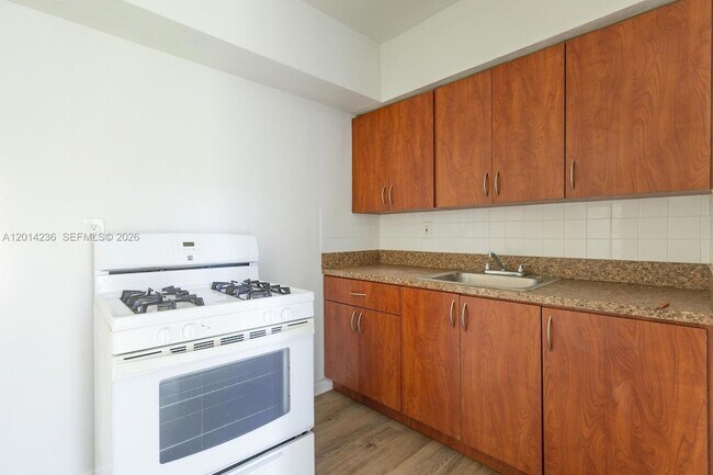 Building Photo - 26615 SW 137th Ave