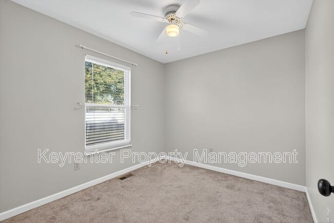 Building Photo - 220 Pheasant Point Blvd