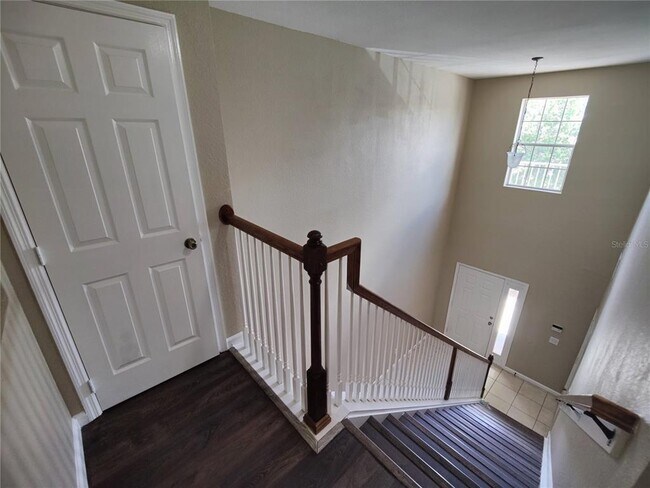 Building Photo - 2980 Ashland Ln S