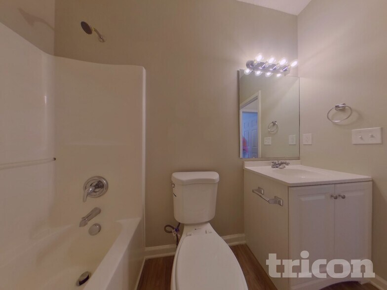 Building Photo - 207 Bolette Ln