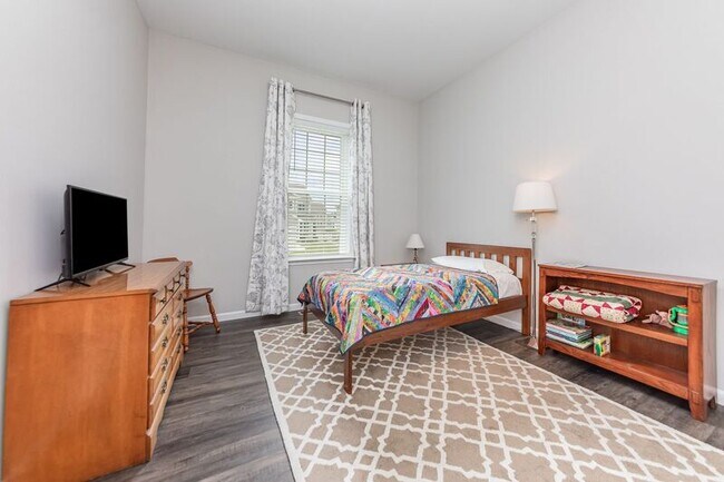 Building Photo - 7809 Bexley Ln