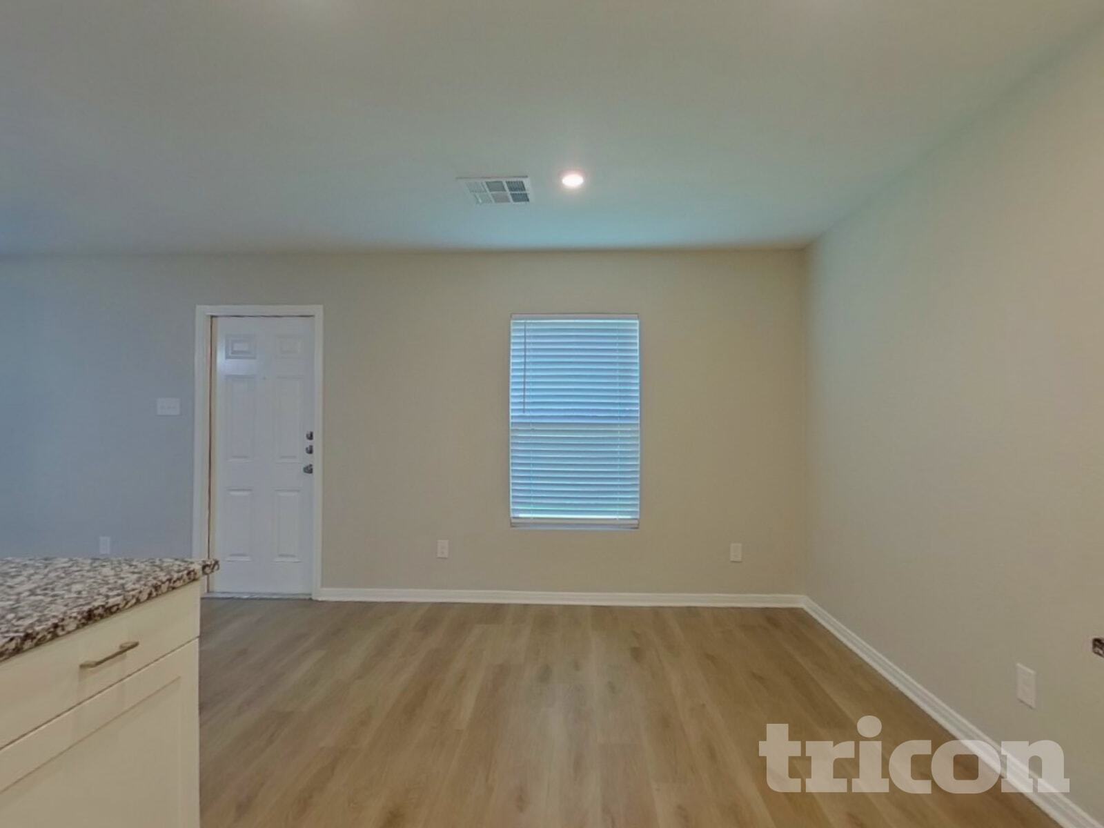 Building Photo - 10122 Cerritos dr