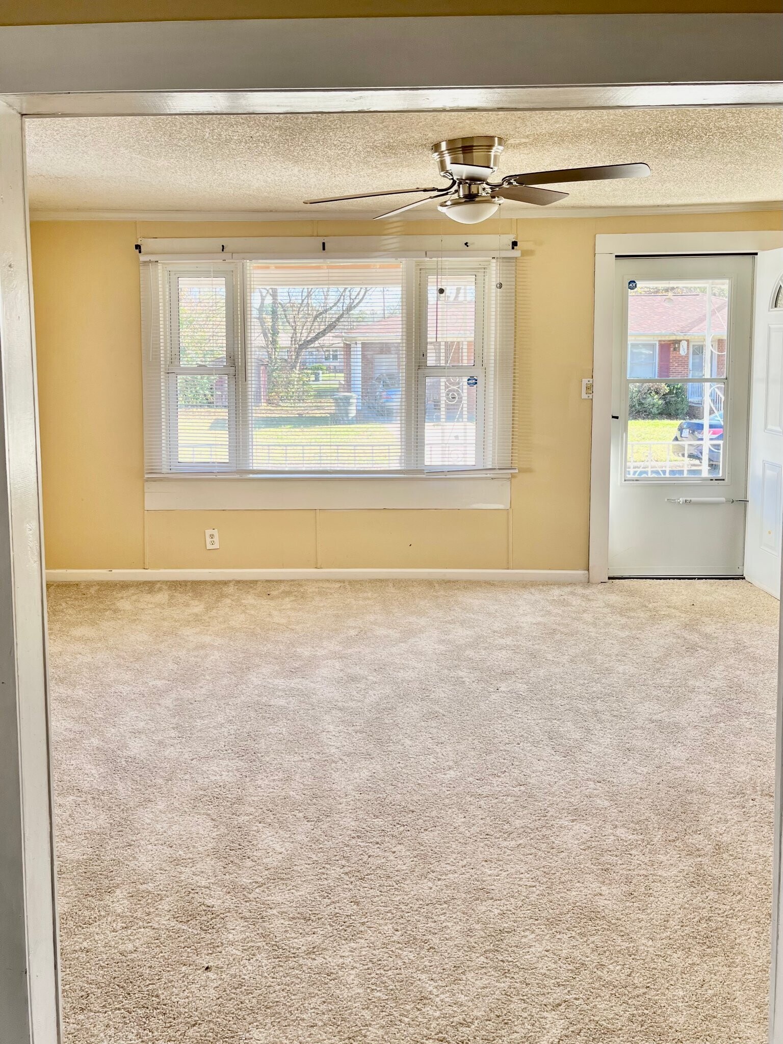 Building Photo - 1506 Ivy Heights