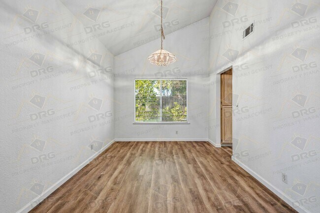 Building Photo - 2101 Finley Ct