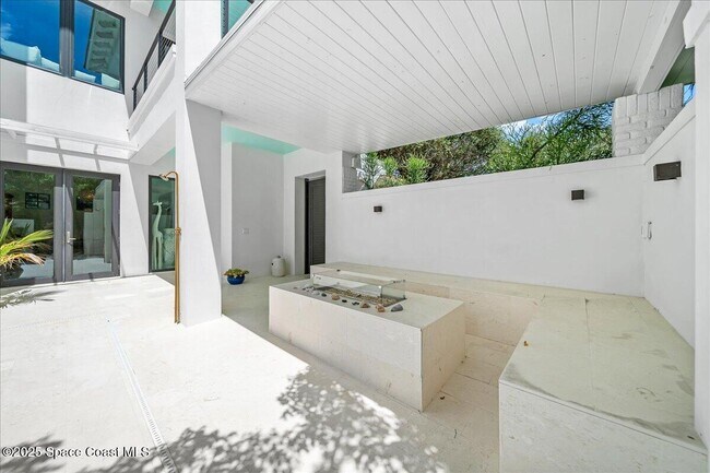 Building Photo - 7707 Kiawah Way