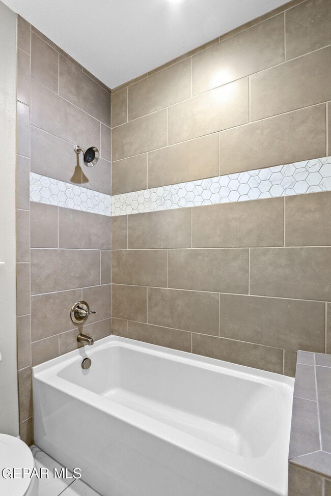 Building Photo - 3496 David Palacio Dr
