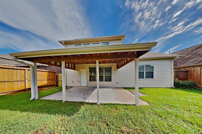 Building Photo - 21510 Duke Alexander Dr