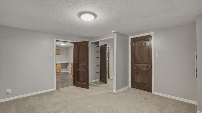 Building Photo - Wasatch Blvd Gem!! Hot Tub, Sauna, & Trails in Top SLC Location