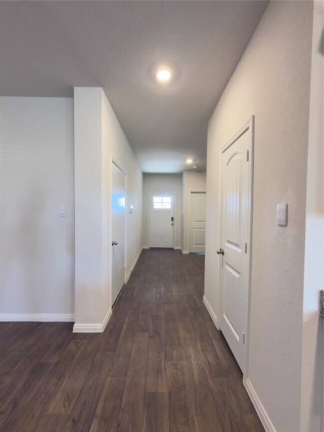 Building Photo - 282 Texas Palmetto Cir