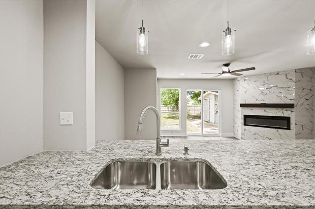 Building Photo - 5629 Maceo Ln