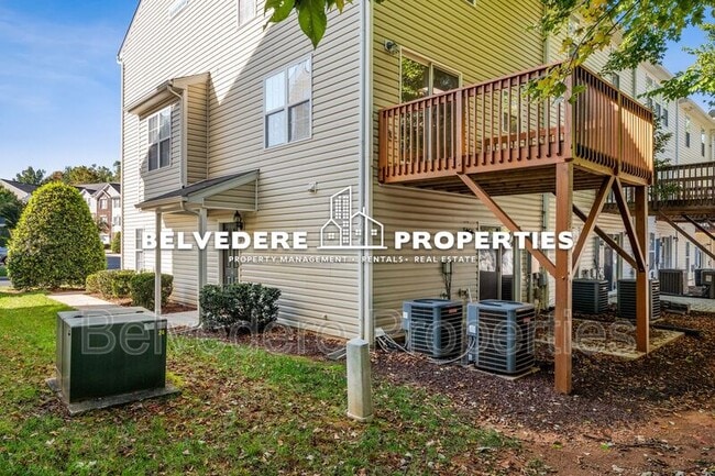 Building Photo - 14 Dunlevy Way