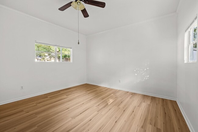 Building Photo - Charming 3 Bedroom, 2 Bathroom house