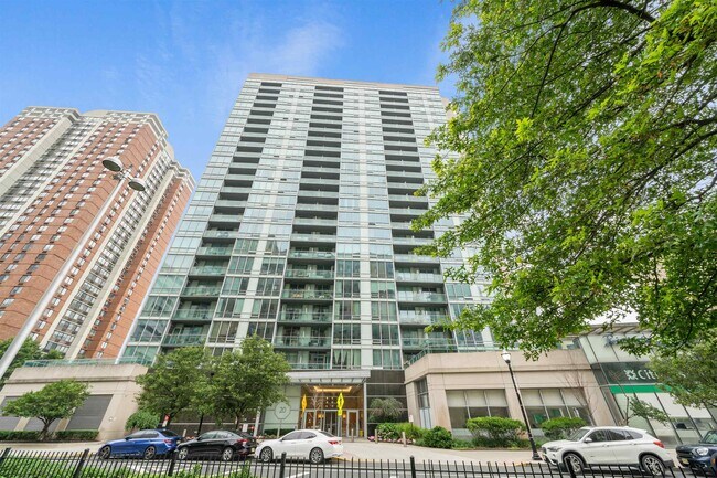 Building Photo - 20 Newport Pkwy