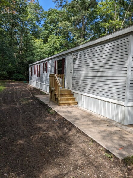 Building Photo - 4684 Rosemarie St