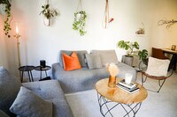 Building Photo - 2419 Fifth Ave