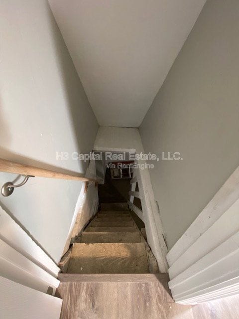 Building Photo - 408 W Clay St