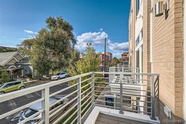 Building Photo - 2416 Eliot St