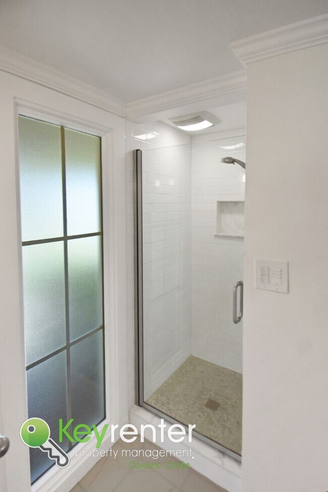 Building Photo - Welcome to Your Lafayette Retreat — Where ...