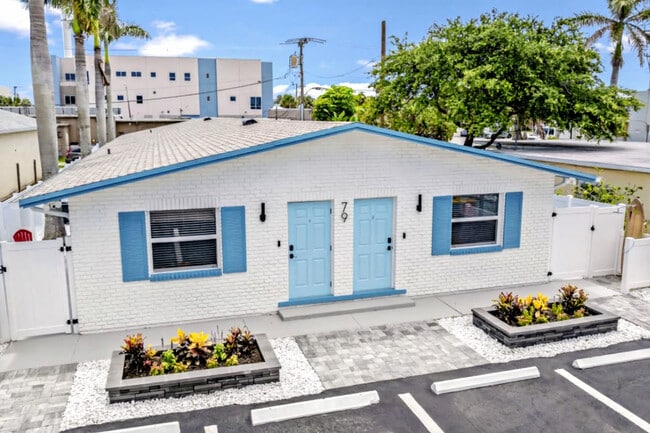 Building Photo - 79 S Brevard Ave