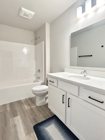 Building Photo - 1437 Winterberry Ln