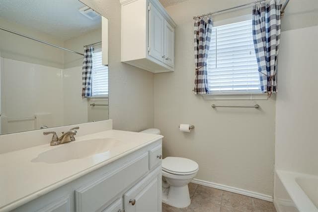 Building Photo - 215 Linda St