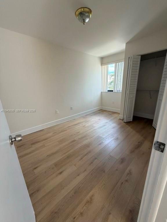 Building Photo - 10231 Fontainebleau Blvd