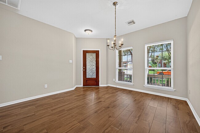 Building Photo - 6023 Lamb Creek