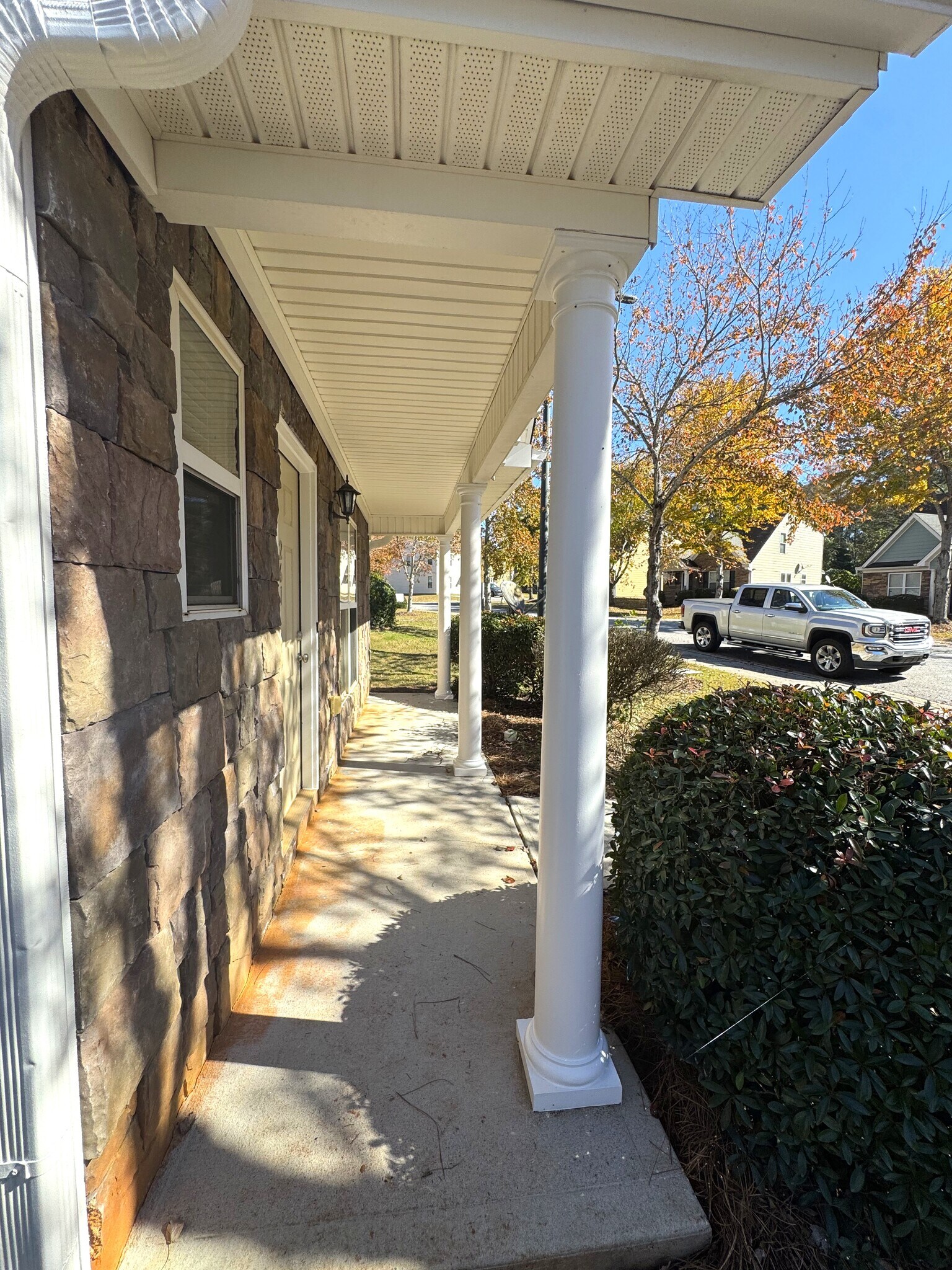 Building Photo - 261 Katydid Dr