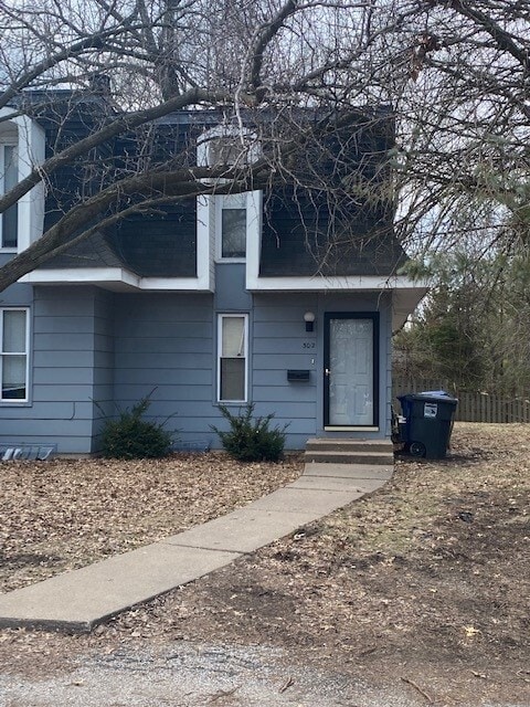 Building Photo - 302 30th Avenue Ct