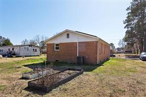 Building Photo - 408 Roosevelt Dr
