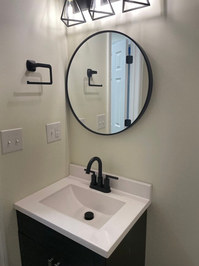 Building Photo - The Winona