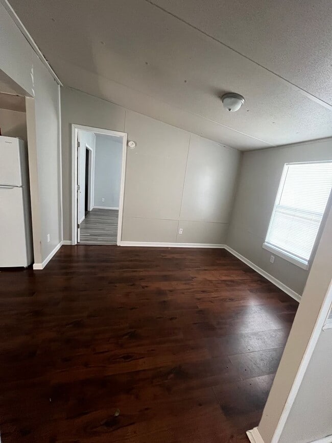 Building Photo - Black Creek Living 2