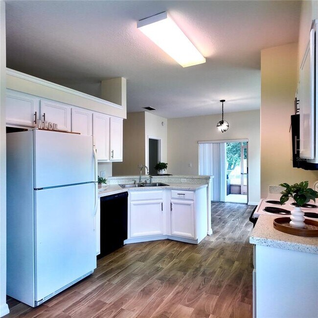 Building Photo - 946 Berwick Dr