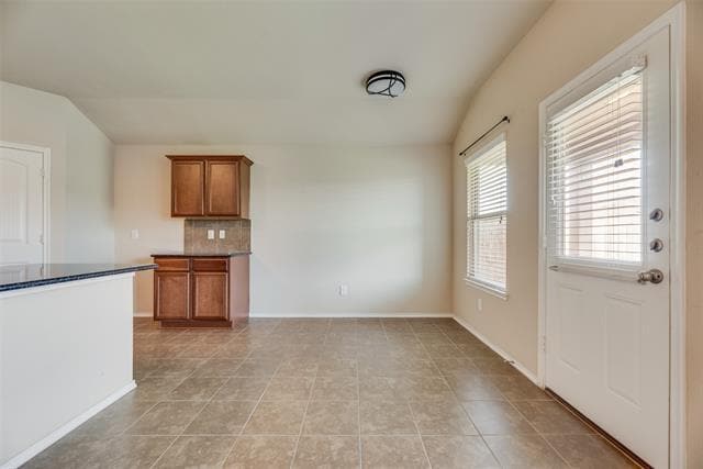 Building Photo - 1213 Rainer Dr