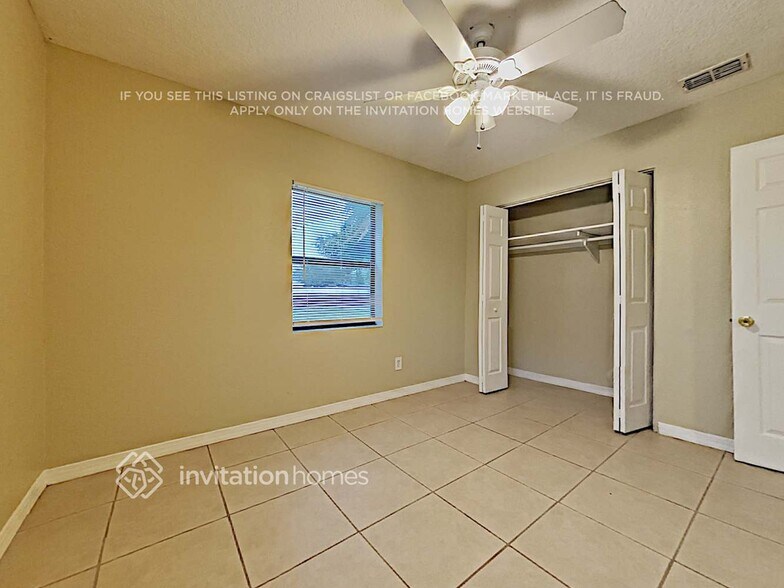 Building Photo - 3013 Touraine Ave