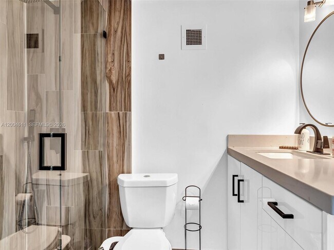 Building Photo - 1200 West Ave