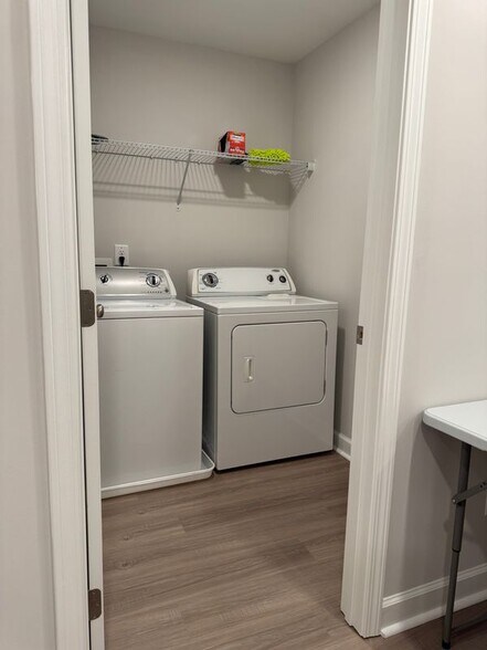 Building Photo - 1919 Allagash Ln