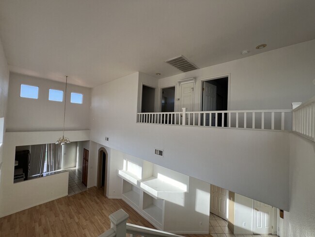 Building Photo - 2697 Hillgrass Rd