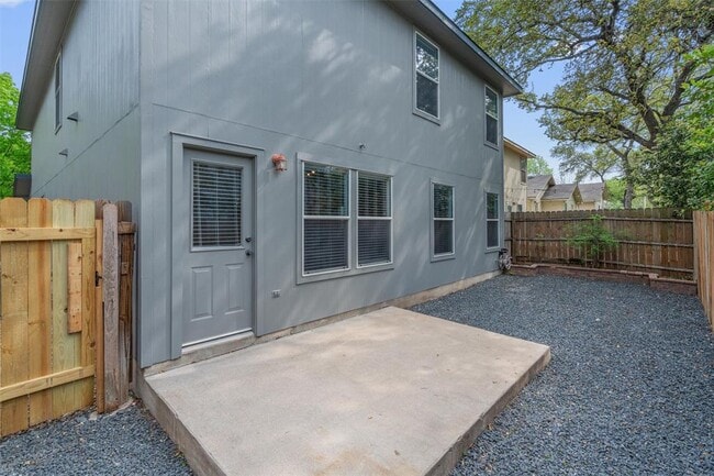Building Photo - 1509 Strickland Dr