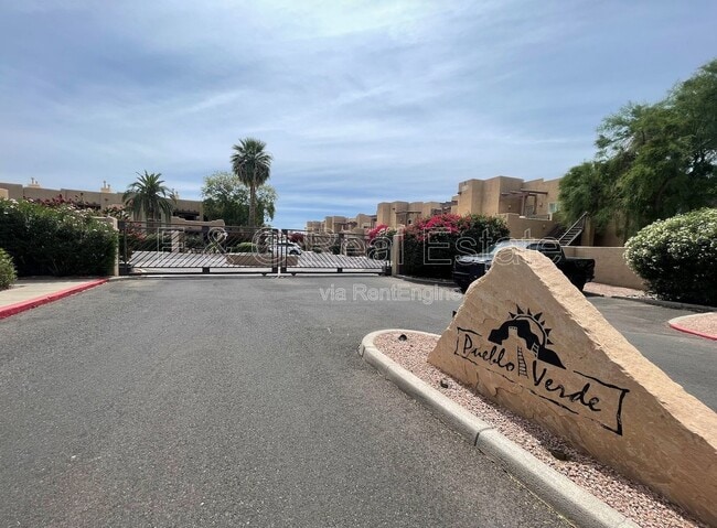 Building Photo - 7021 E Earll Dr