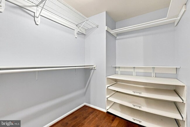Building Photo - 8916 Rugby Rd
