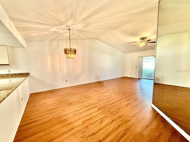 Building Photo - 18308 Aintree Ct
