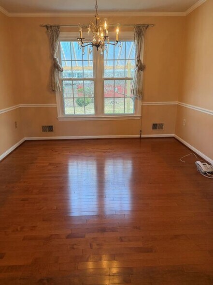 Building Photo - 7818 Attleboro Dr