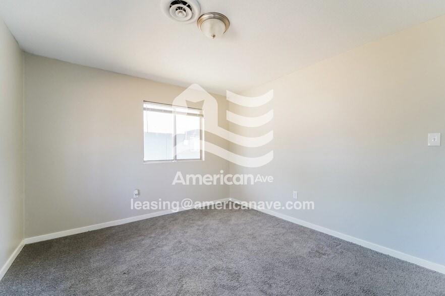 Building Photo - 5409 Queen Mary Ln