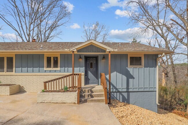 Building Photo - 39 Salen Ln