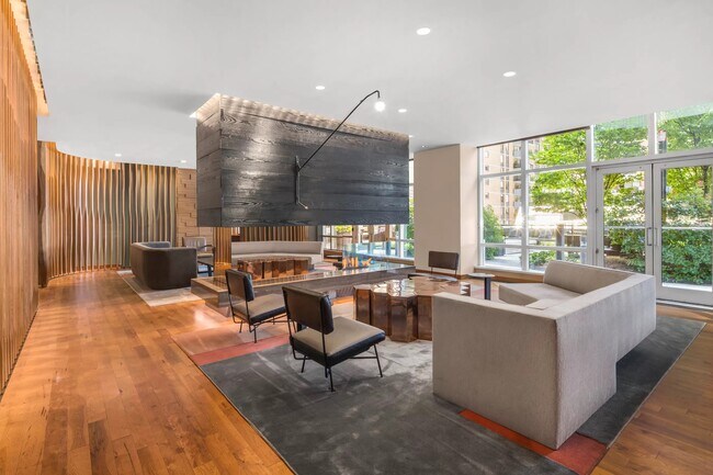 Building Photo - 460 W 42nd St