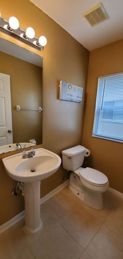 Building Photo - 12938 Fennway Ridge Dr