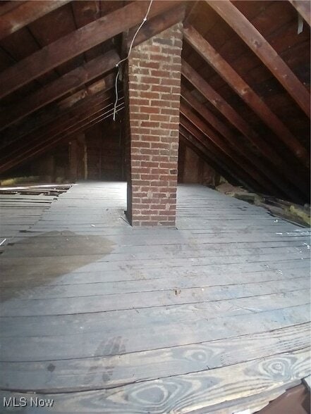 Building Photo - 39 Hilton Ave